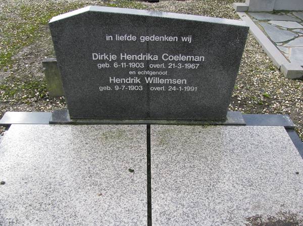grafsteen_van_dirkje_hendrika_coeleman.jpg